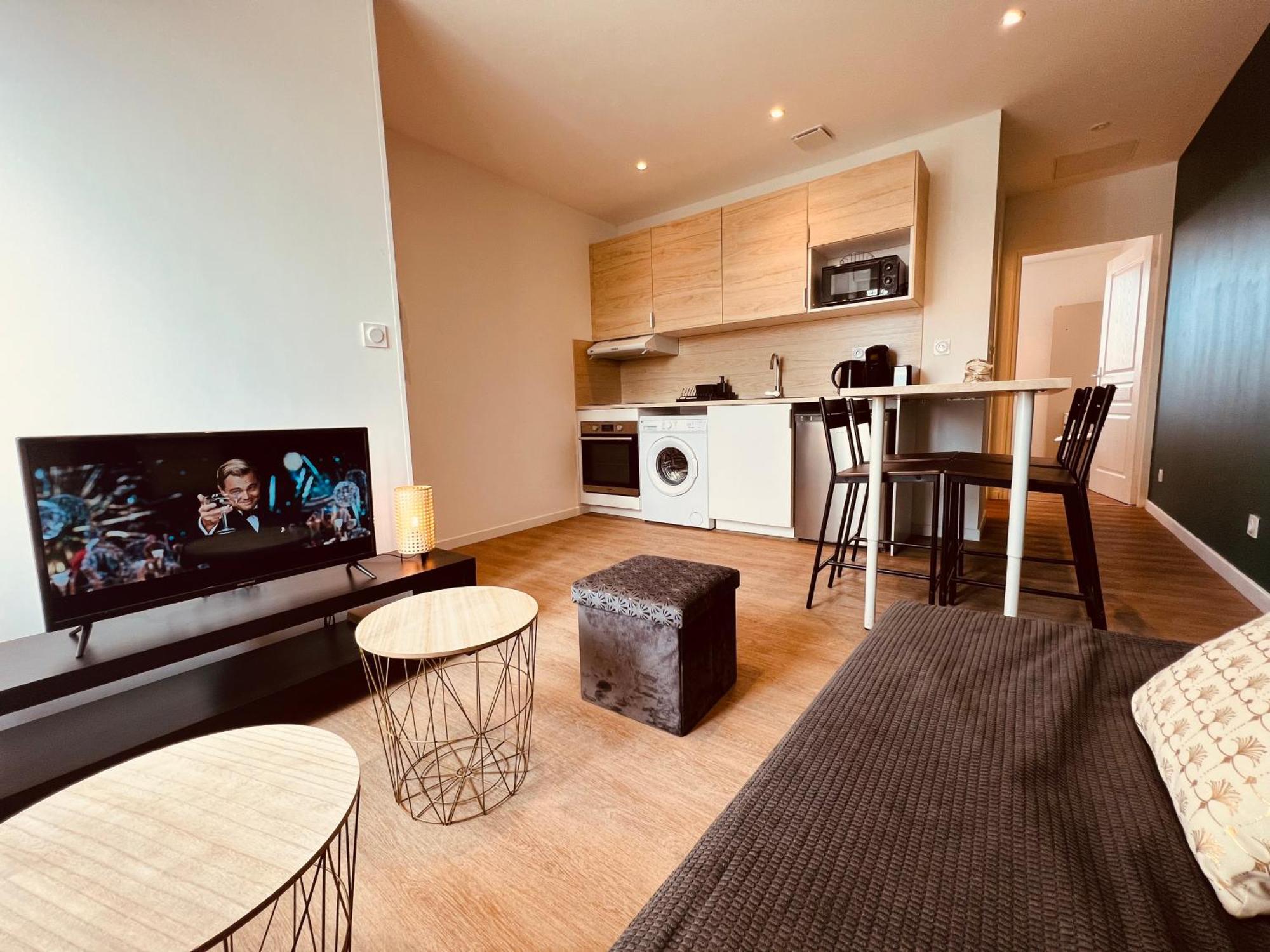 Le Gatsby - Homy Apartment